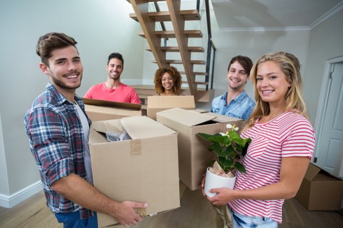 Self storage units in Hanworth with secure access
