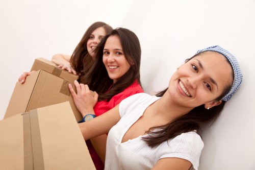 Free quote policy section for Hanworth storage pricing